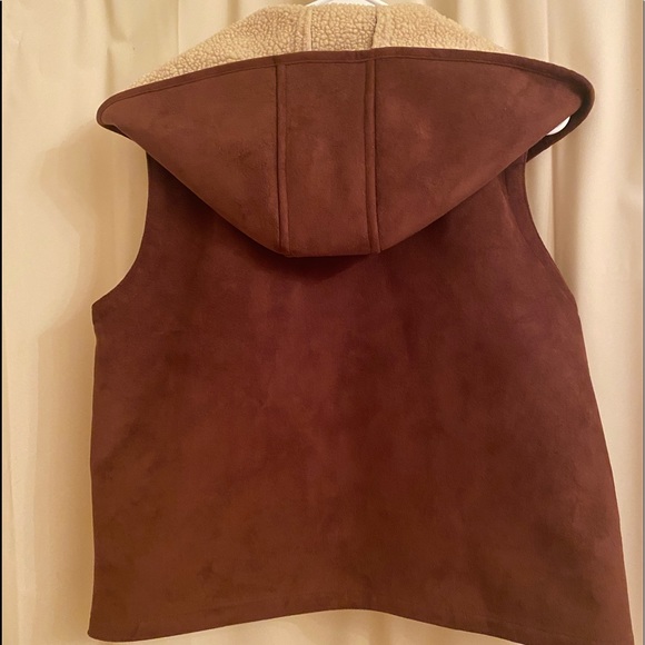 Lauren Ralph Lauren Vest. - Picture 3 of 7